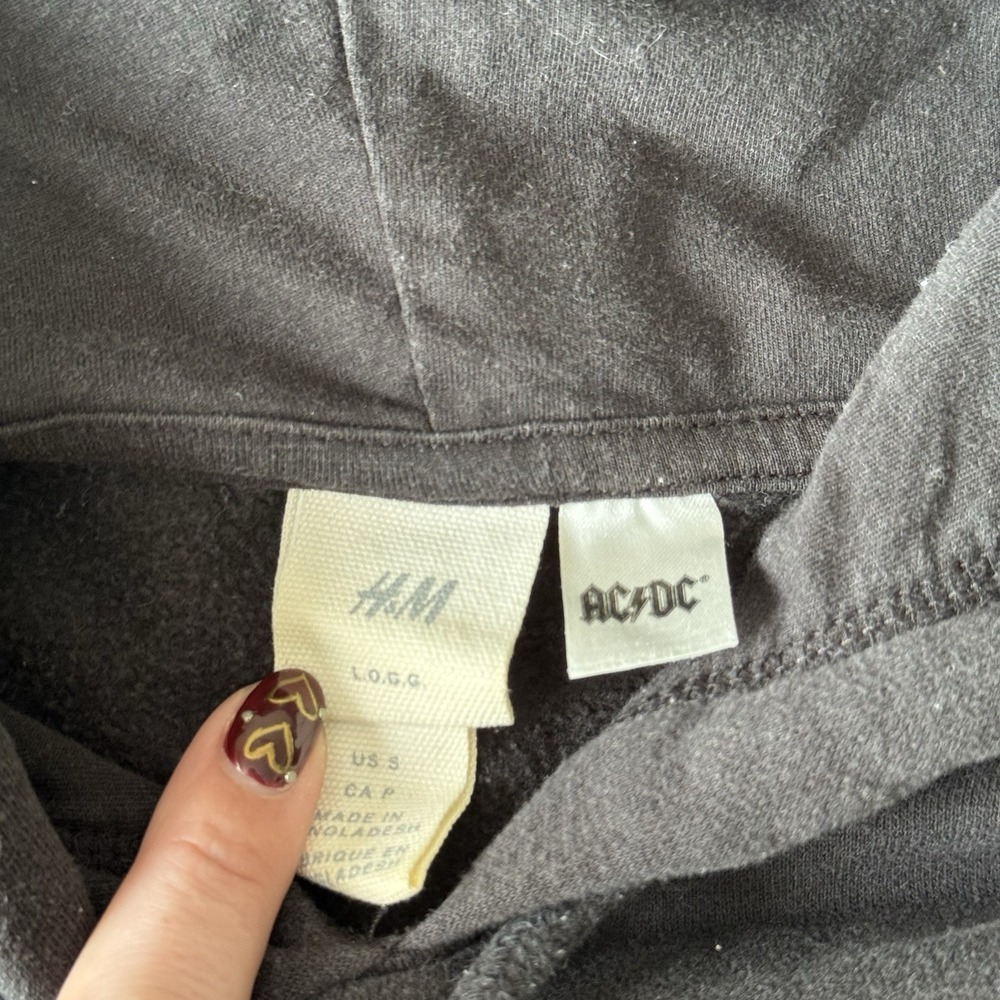 AC/DC Back In Black Hoodie Size Small 1980/81 Tour Rock Band Sweatshirt - Picture 3 of 5